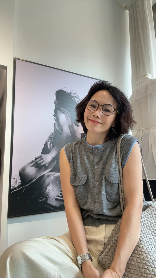 灰色短款常规款毛针织衫圆领无袖新中式宽松女纯色