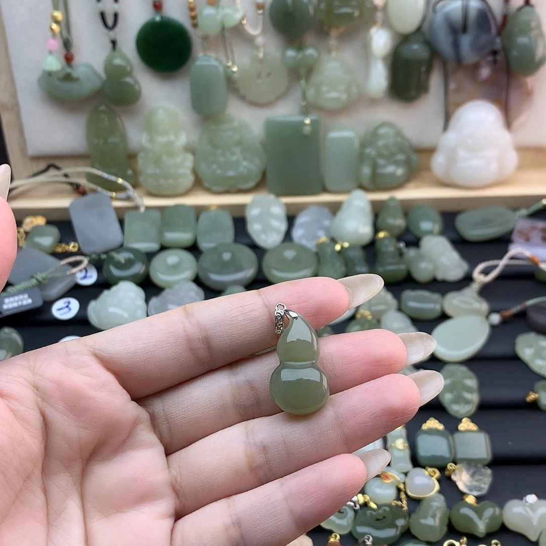 和田玉银S925镶嵌吊坠(不含链)微包容