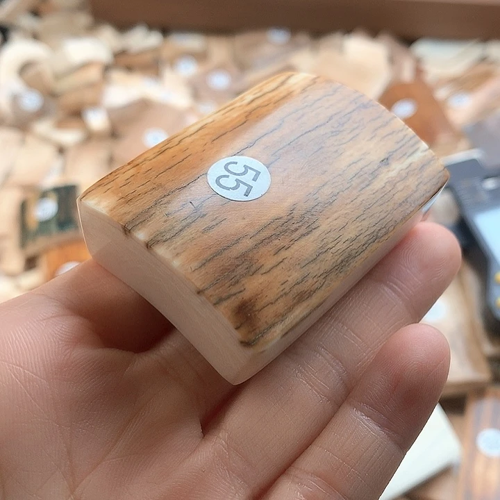 泥塑不打孔联系客服