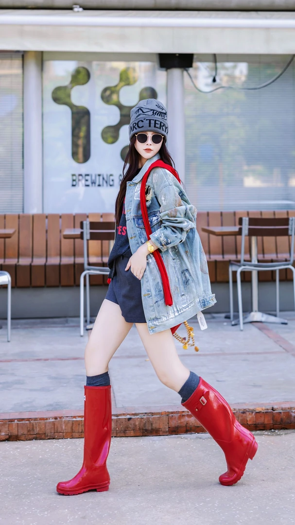 SISTER姐妹家复古水洗宽松喷绘牛仔外套显瘦字母印花T恤百搭短裤