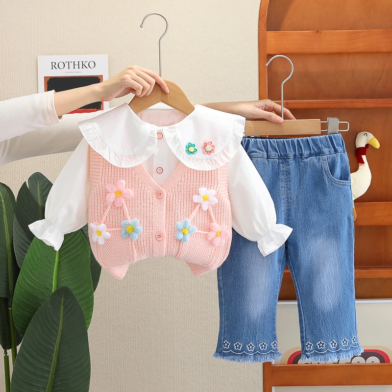 女童春装套装2025新款儿童甜美衬衫洋气女宝宝春秋毛衣马甲三件套