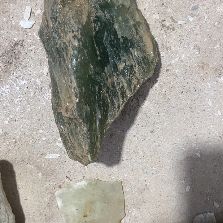 是***呀蛇纹石玉未镶嵌天然岫玉多样性发一