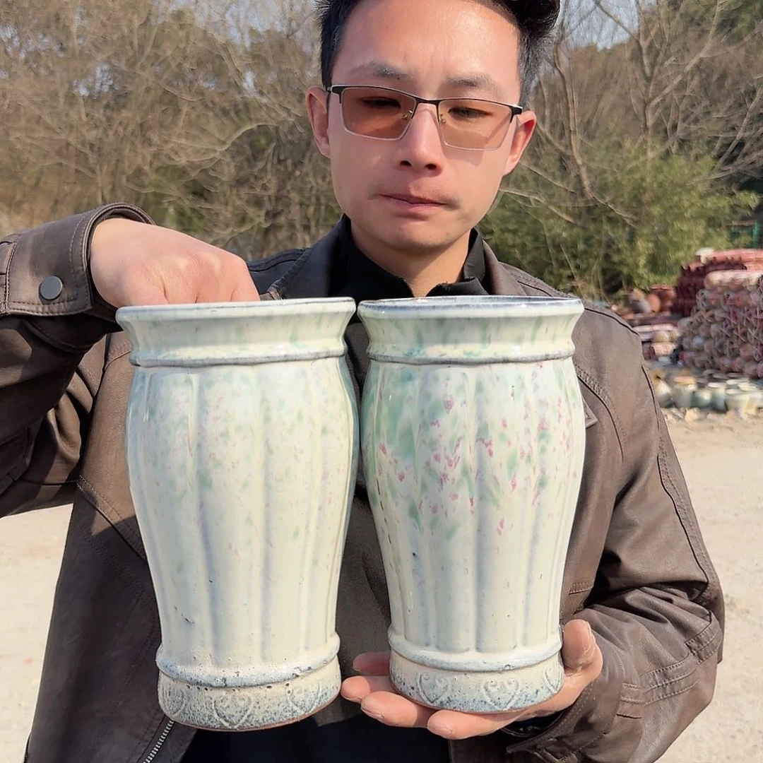 紫砂花盆口14高23（两个南瓜高如意白彩色