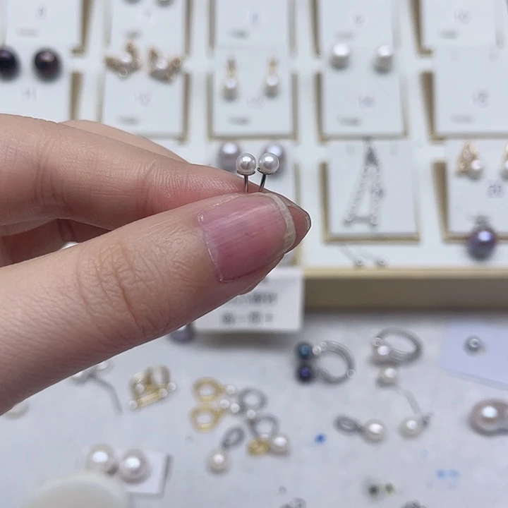 淡水珍珠耳饰银S925镶嵌洋*羊