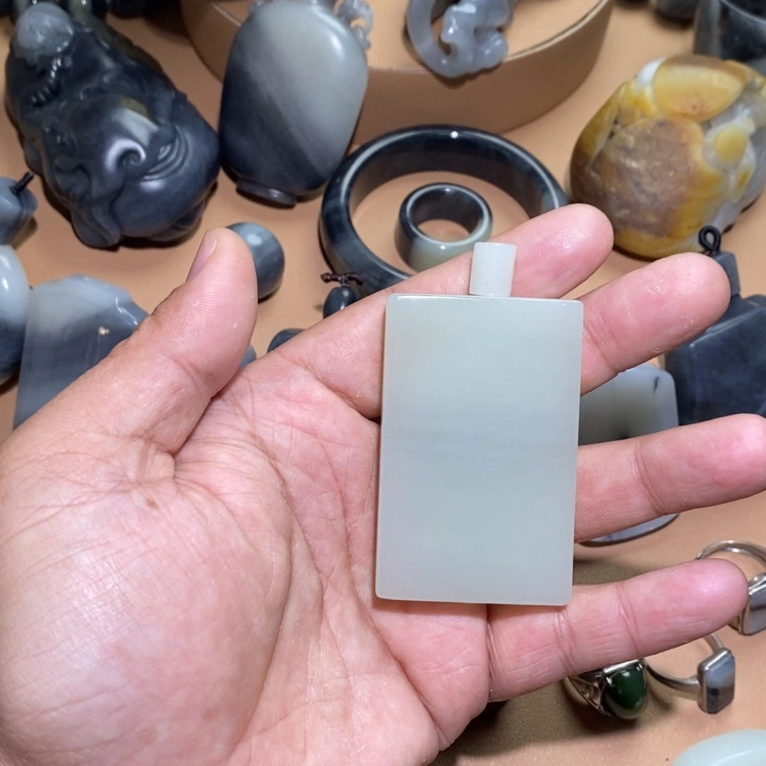 未镶嵌和田玉挂件