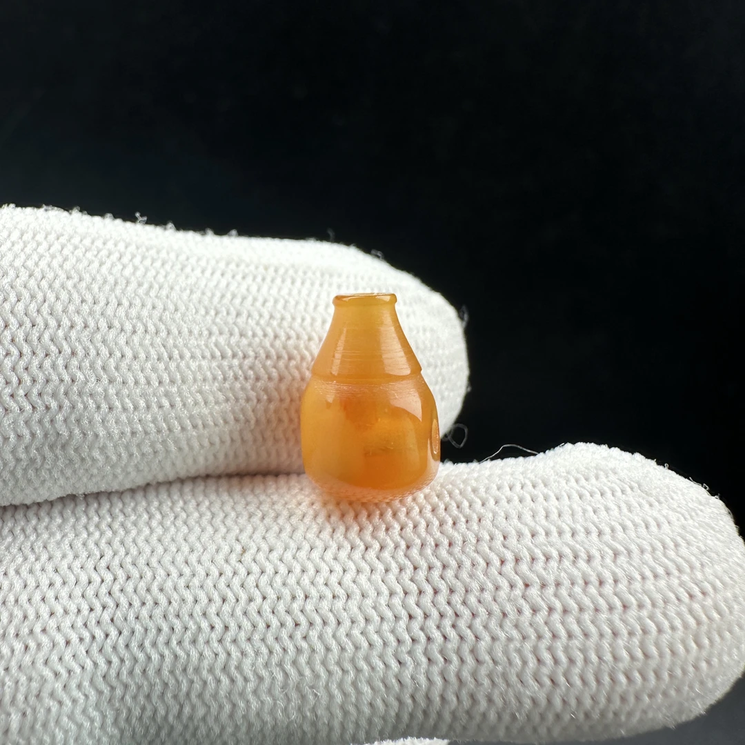Z4392天然原矿蜜蜡【微瑕】鸡油红三通9*13.6mm支持复检假一罚十