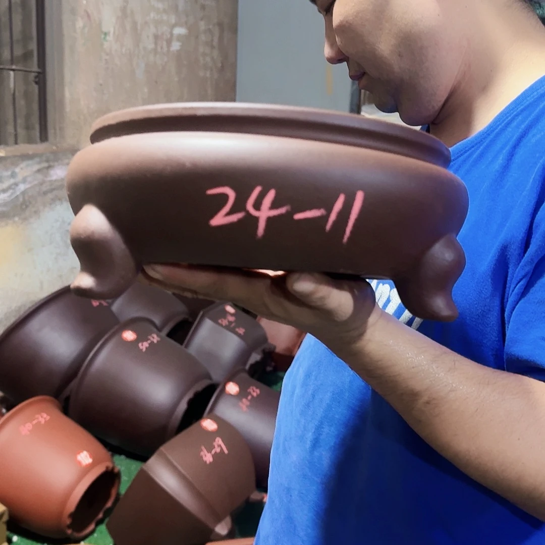 紫砂花盆紫砂花盆