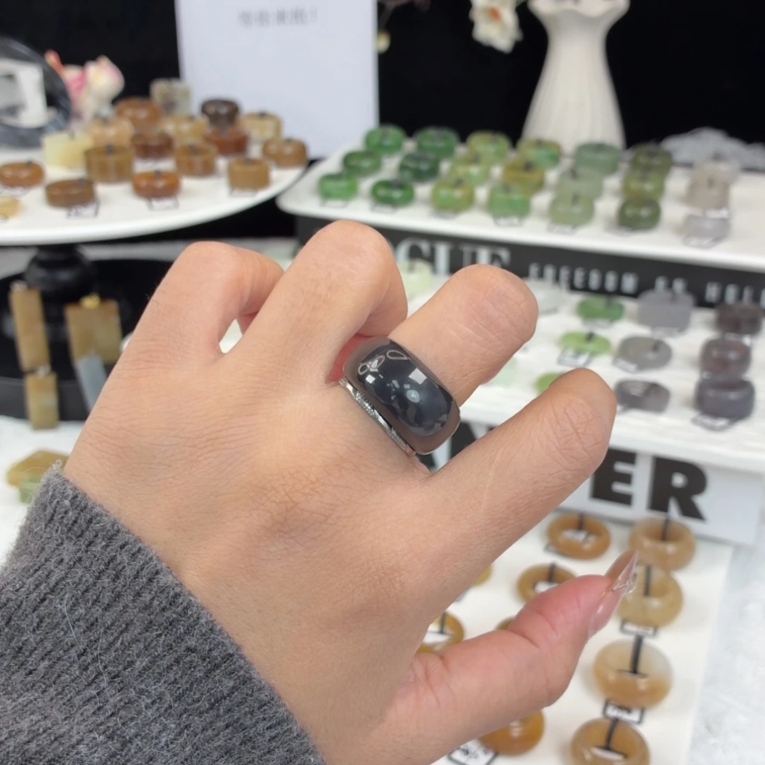 和田玉（糖玉）未镶嵌戒指Q19妖紫馒头17.6不退换