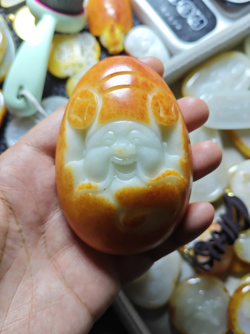 和田玉精美手把财神