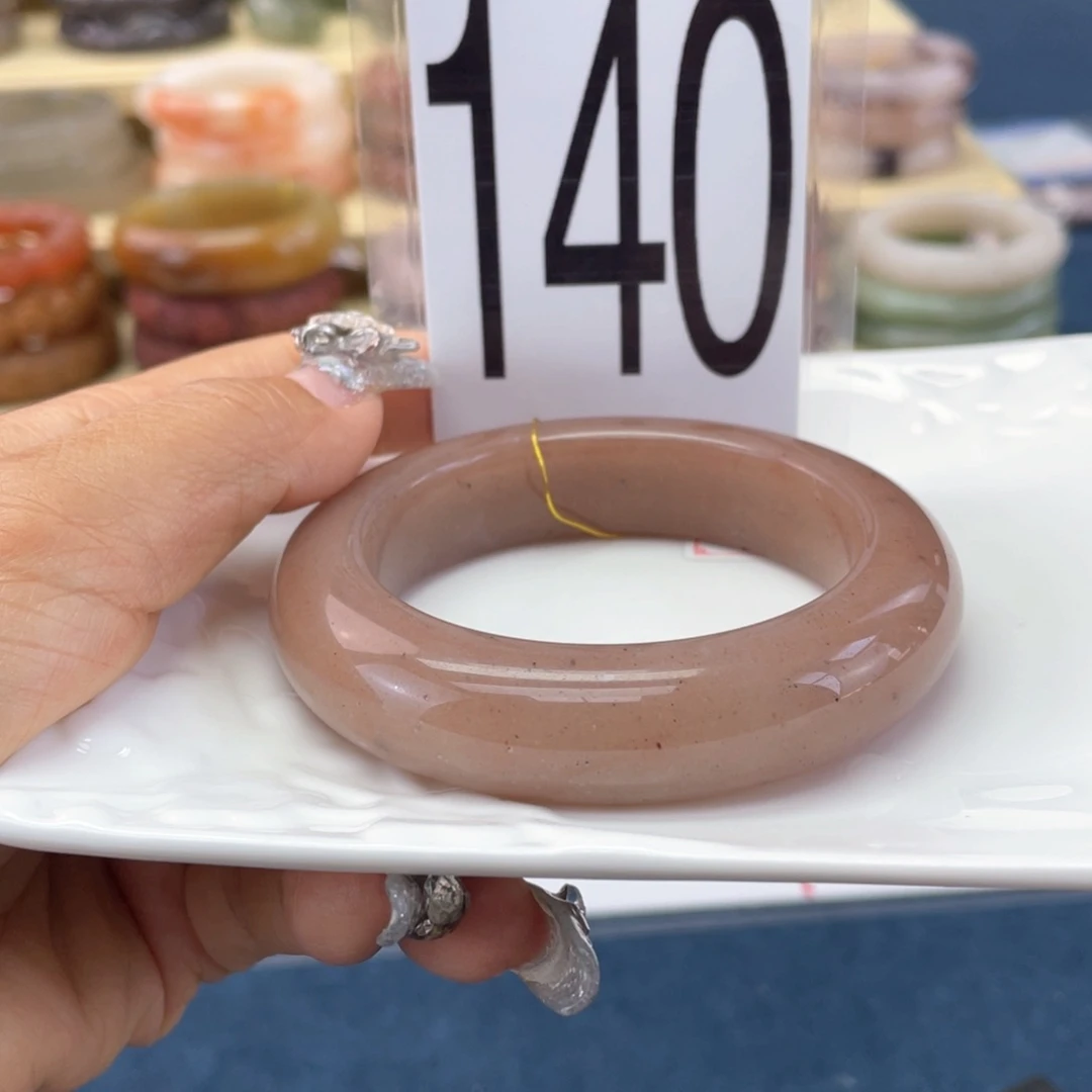 石英岩玉手镯未镶嵌