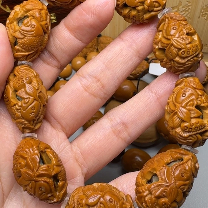 手串/手链橄榄核鱼戏莲花
