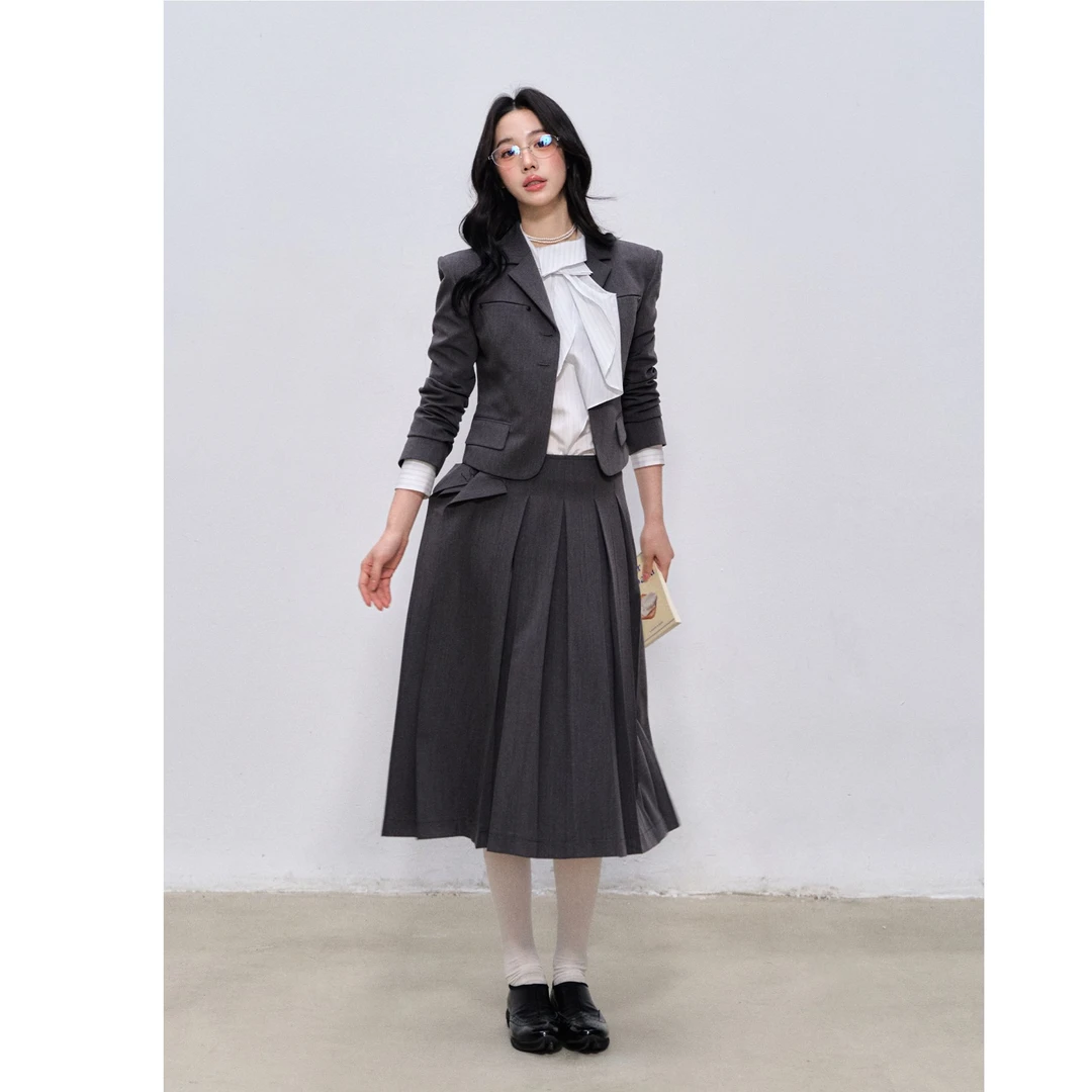 【LaluneDuCiel】悦己新生设计感短款西装不规则百褶裙