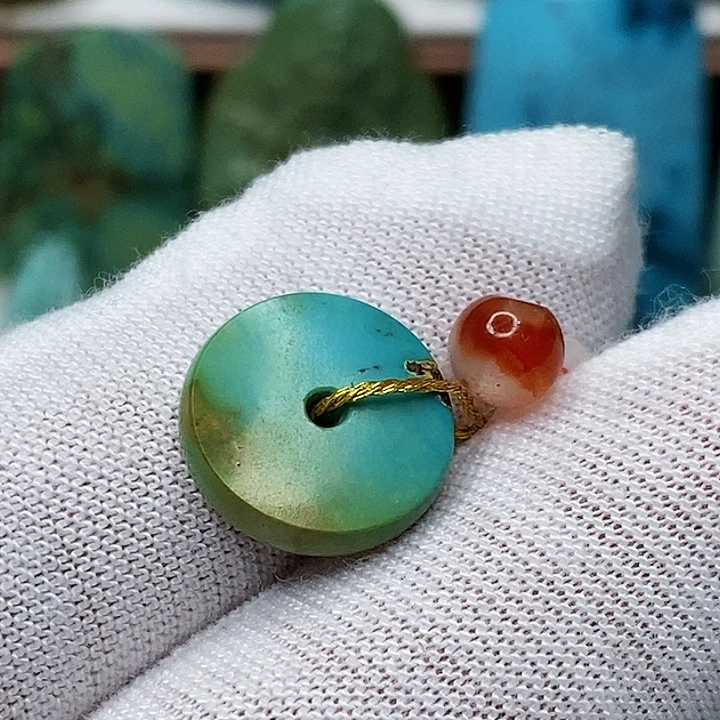 南红玛瑙未镶嵌珠宝奇石