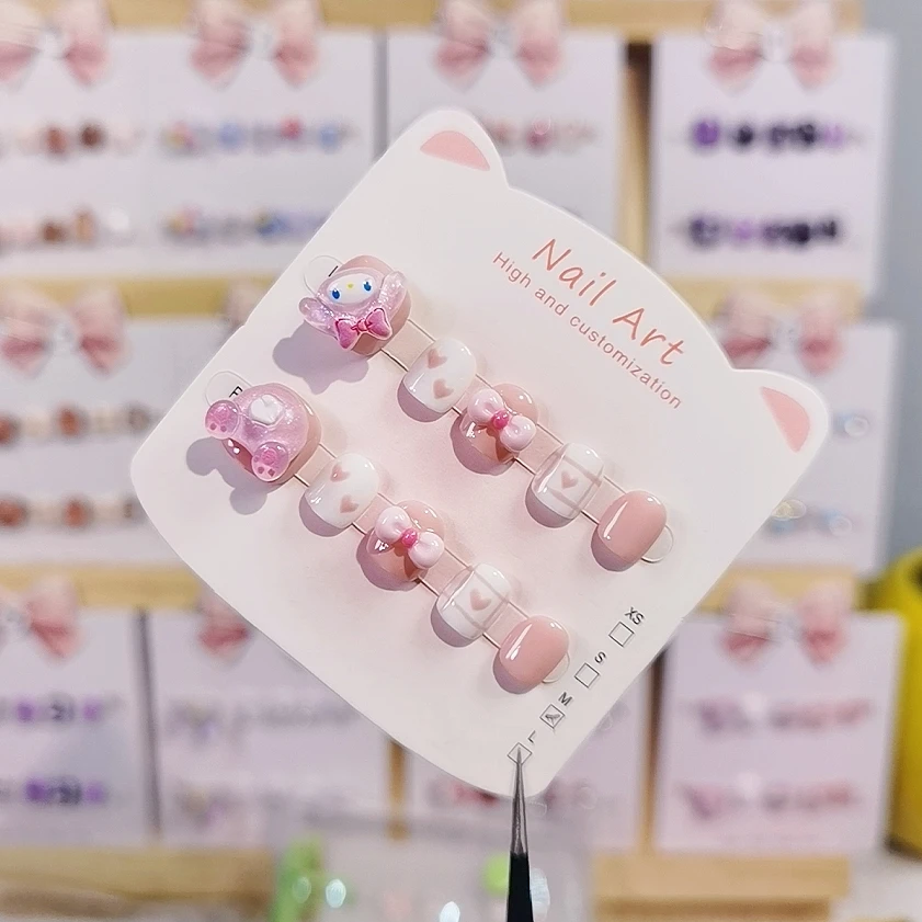 3 - 12岁小朋友专用旋转美乐蒂可爱卡通纯手工美甲贴片安全无异味