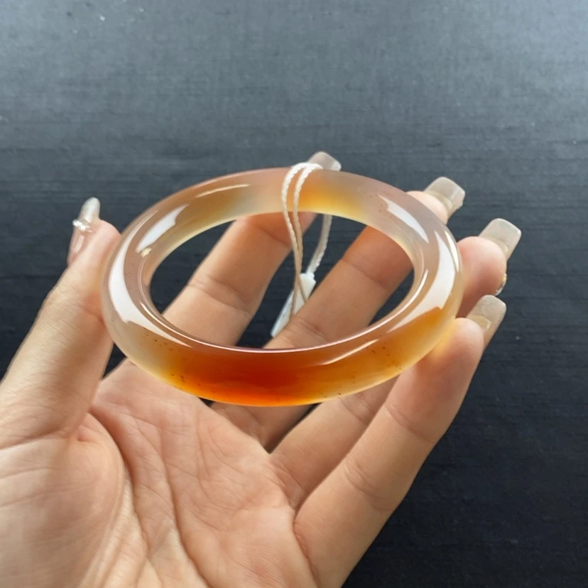 【闪购商品】玛瑙/玉髓手镯未镶嵌青*?