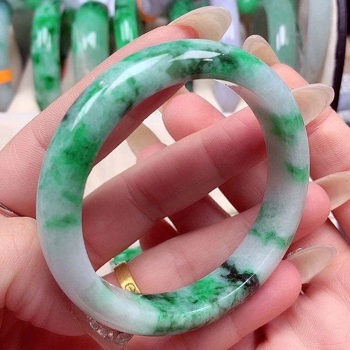 未镶嵌手镯翡翠翡翠手镯