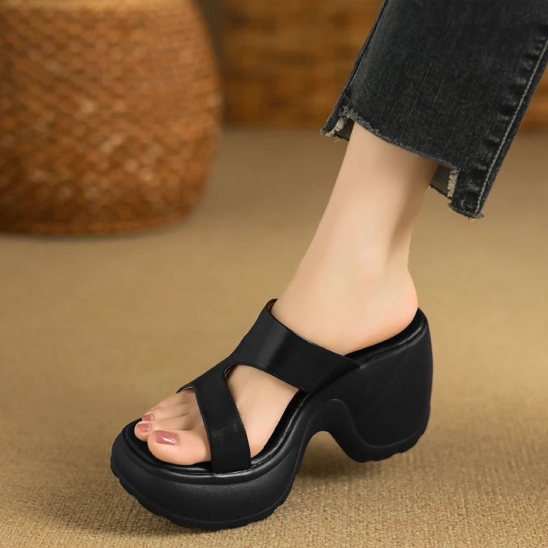 通勤小个子10cm坡跟拖鞋女夏头层牛皮防水台外穿高跟厚底一字凉拖