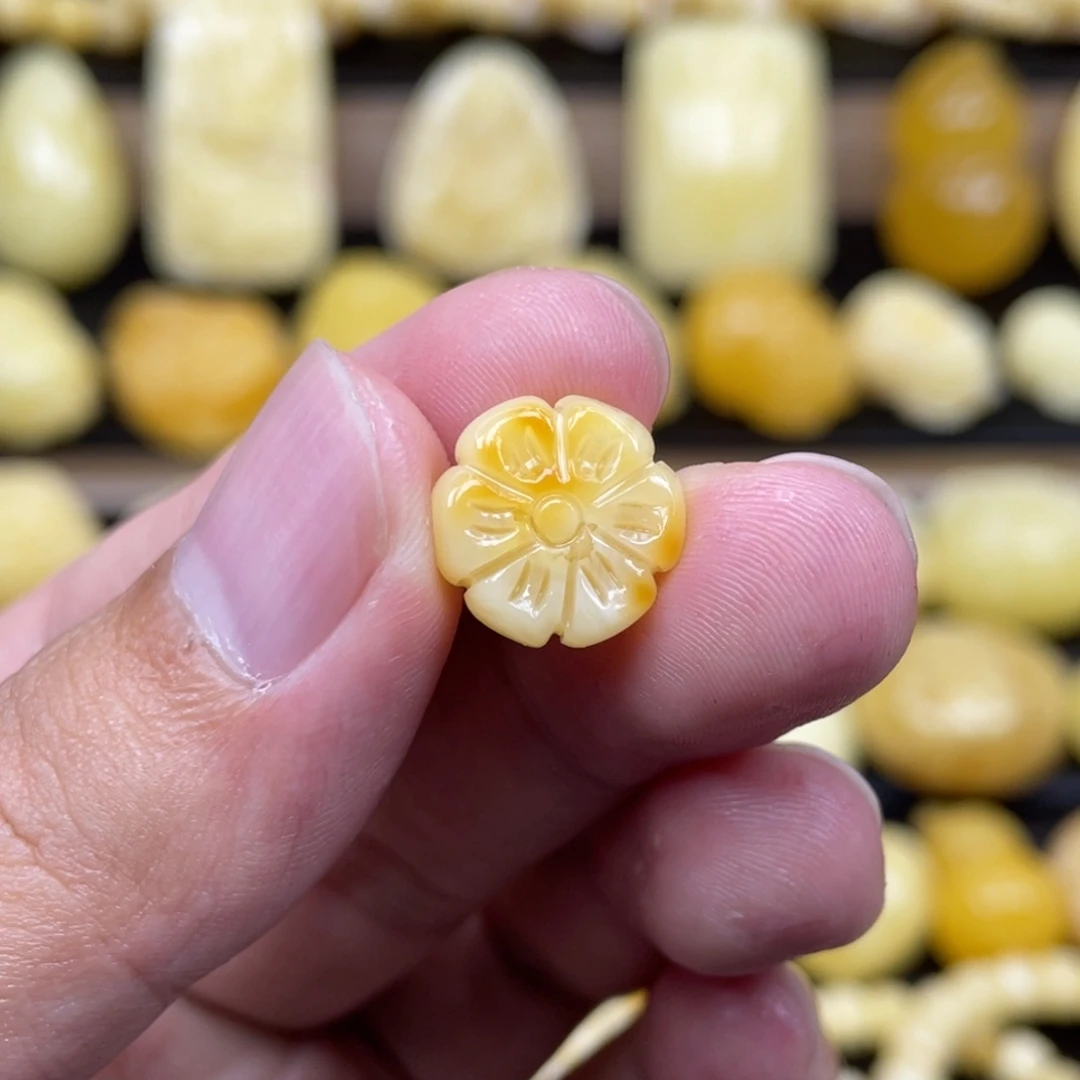 琥珀未镶嵌裸石琥珀蜜蜡