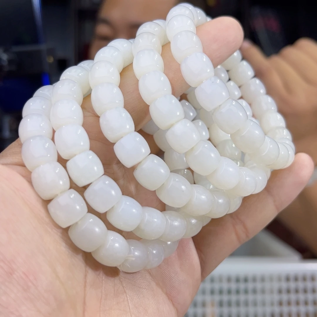 手串未镶嵌和田玉纯天然新疆黑山山流水卡10多样性发其一