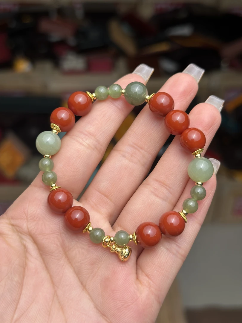 J0272 精品手串无礼盒