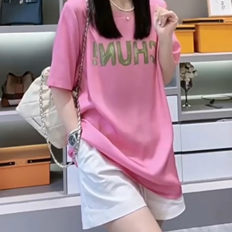 时尚减龄粉色字母T恤 JYFMXX2024 042403