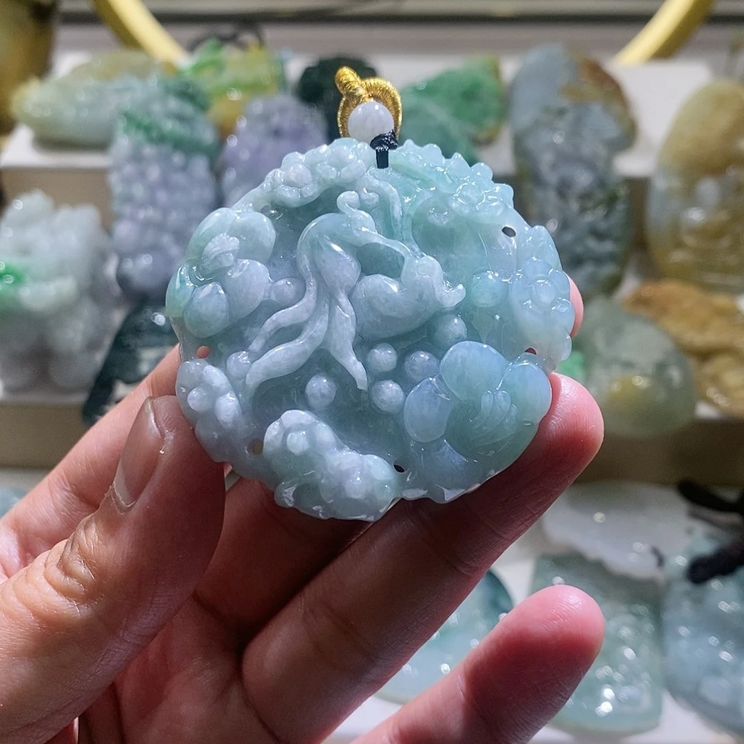 【闪购商品】翡翠颈饰未镶嵌喜上眉梢