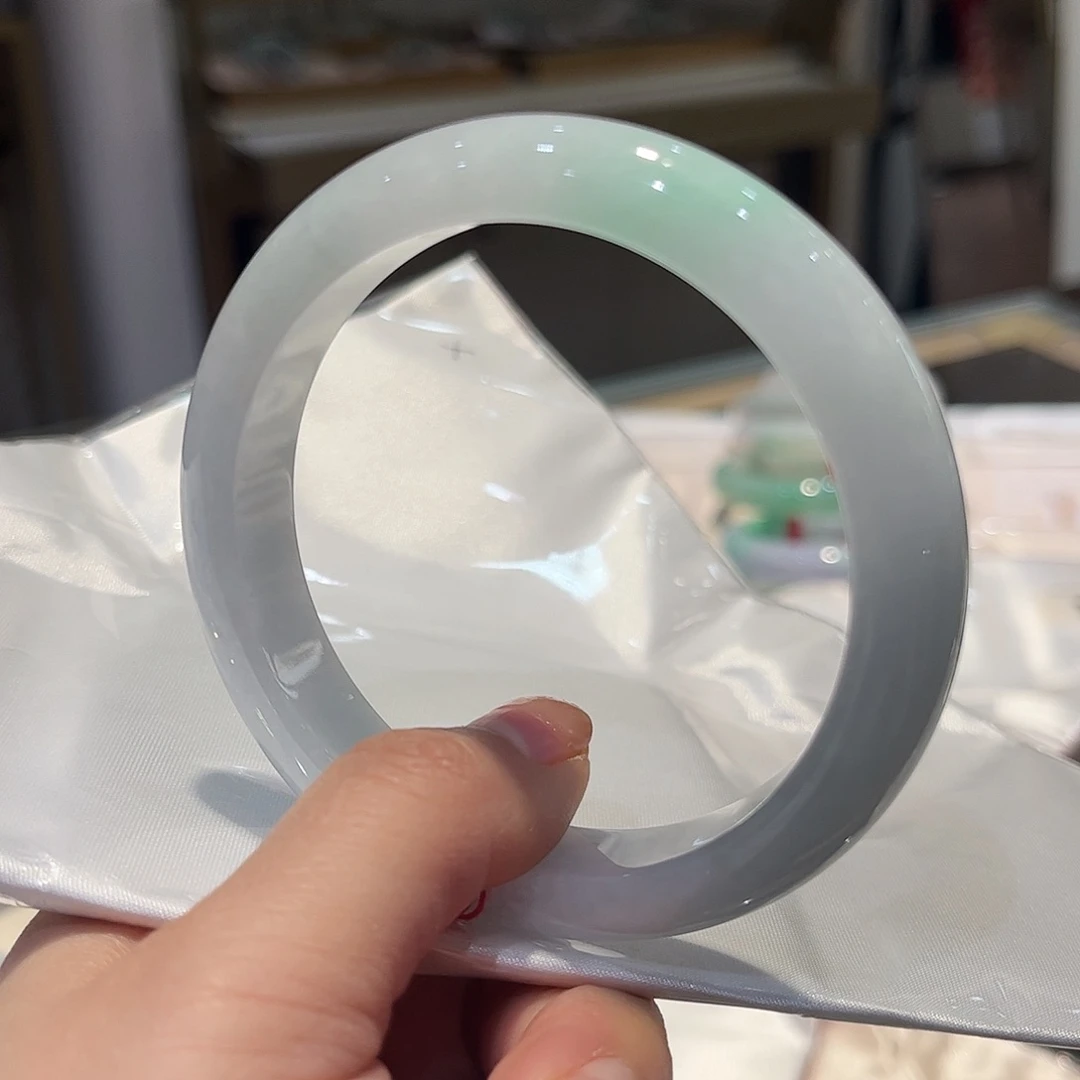 翡翠未镶嵌手镯61.5