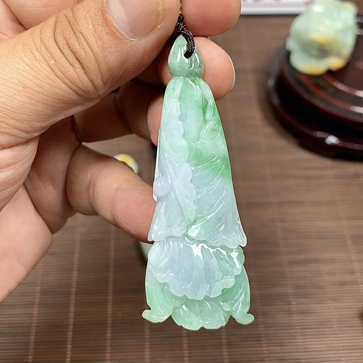 颈饰未镶嵌翡翠天然翡翠玉A货配证书