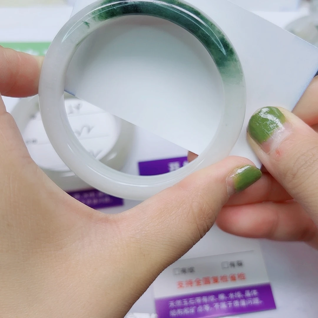 石英质玉未镶嵌手镯55/56