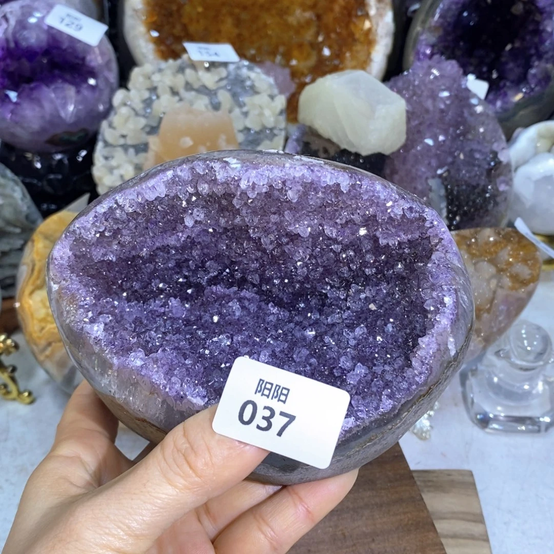 水晶未镶嵌大型摆件（非配饰）