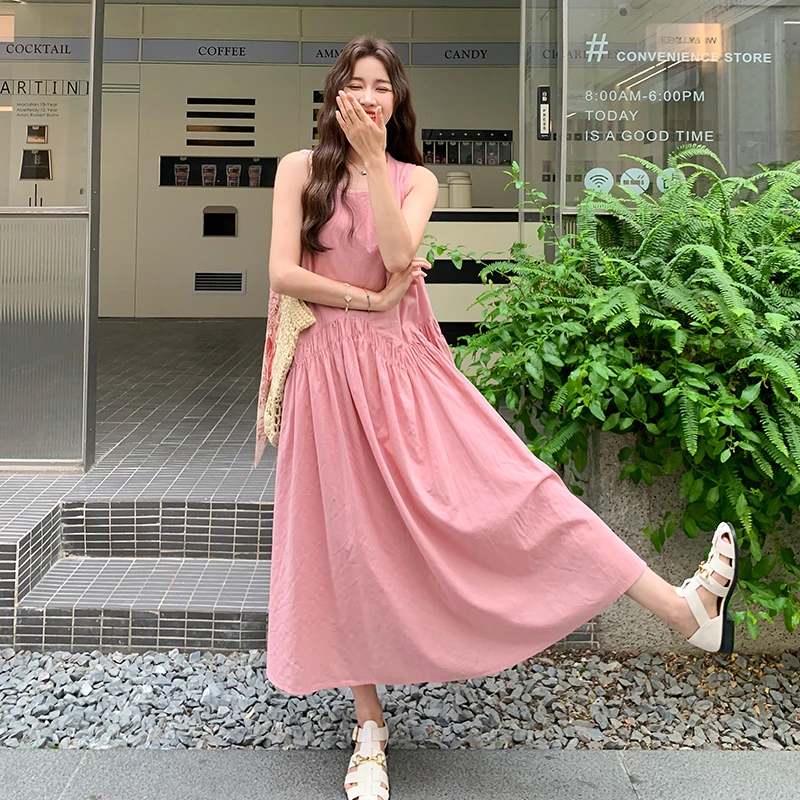 粉色别致显身材无袖背心赫本风长裙女夏新款温柔甜美连衣裙高级感