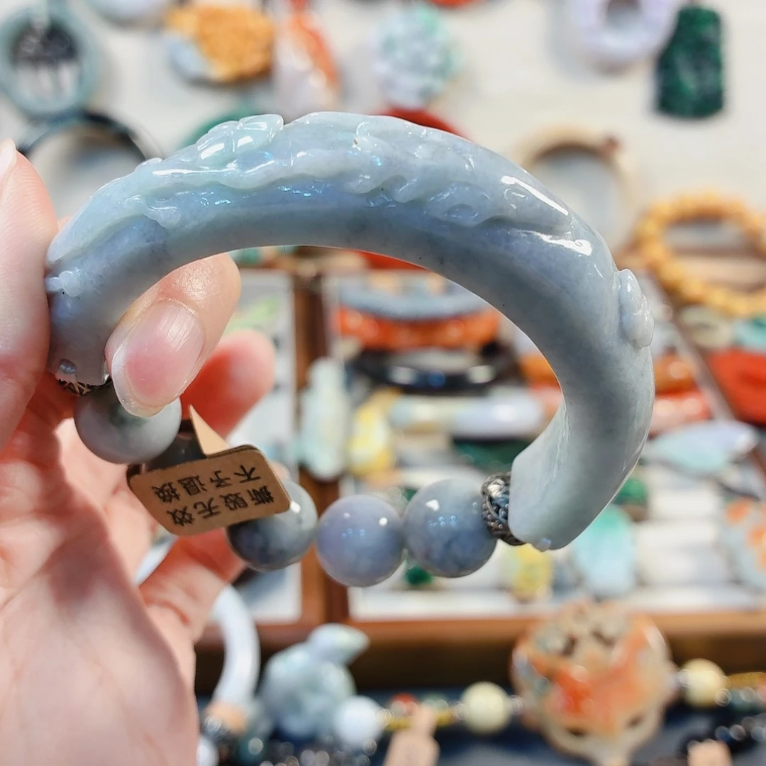 爱***姐翡翠未镶嵌手链手串