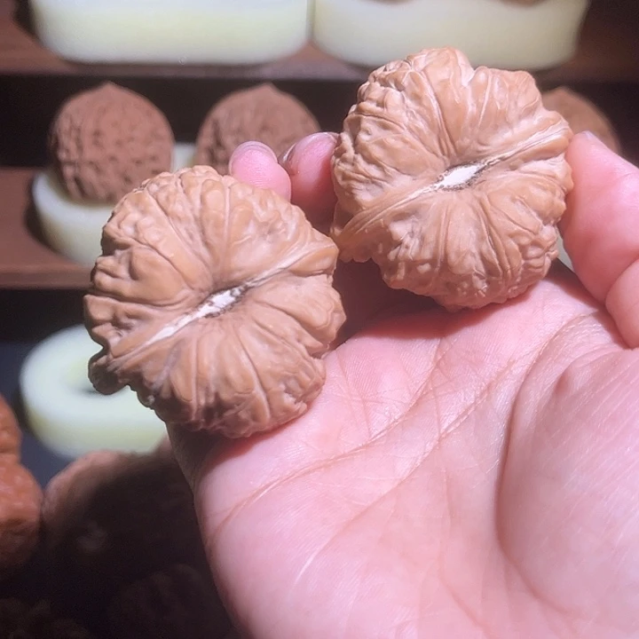 青***丘吊坠文玩核桃高桩凹底南瓜