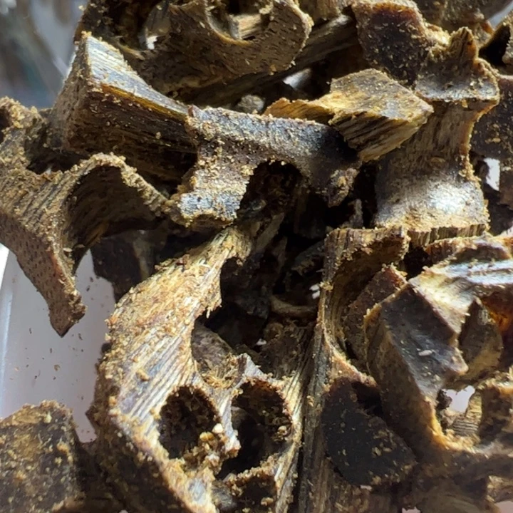 沉香碎屑沉香海南金沙叶高油米粒100克➕蜡烛炉