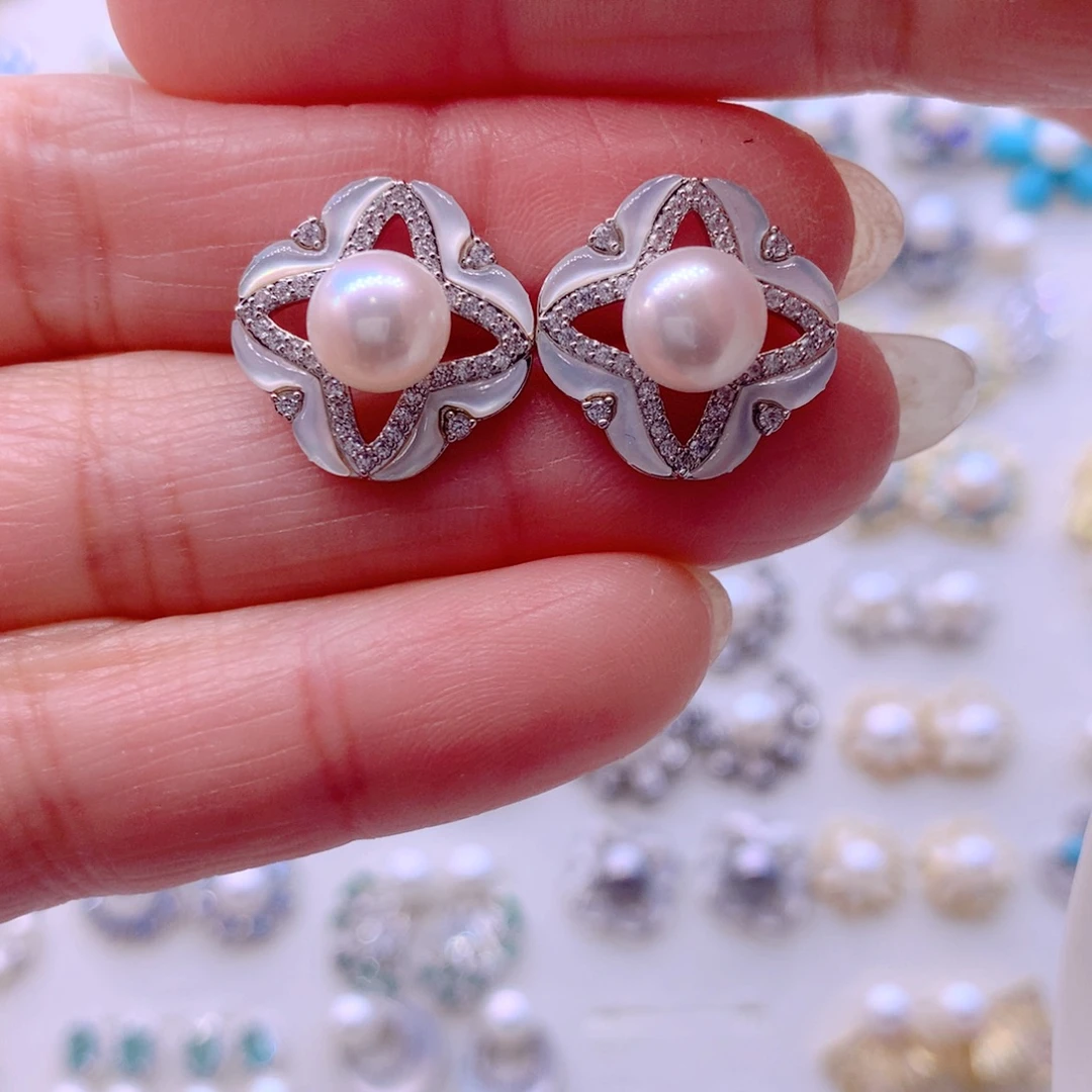 合金耳饰淡水珍珠