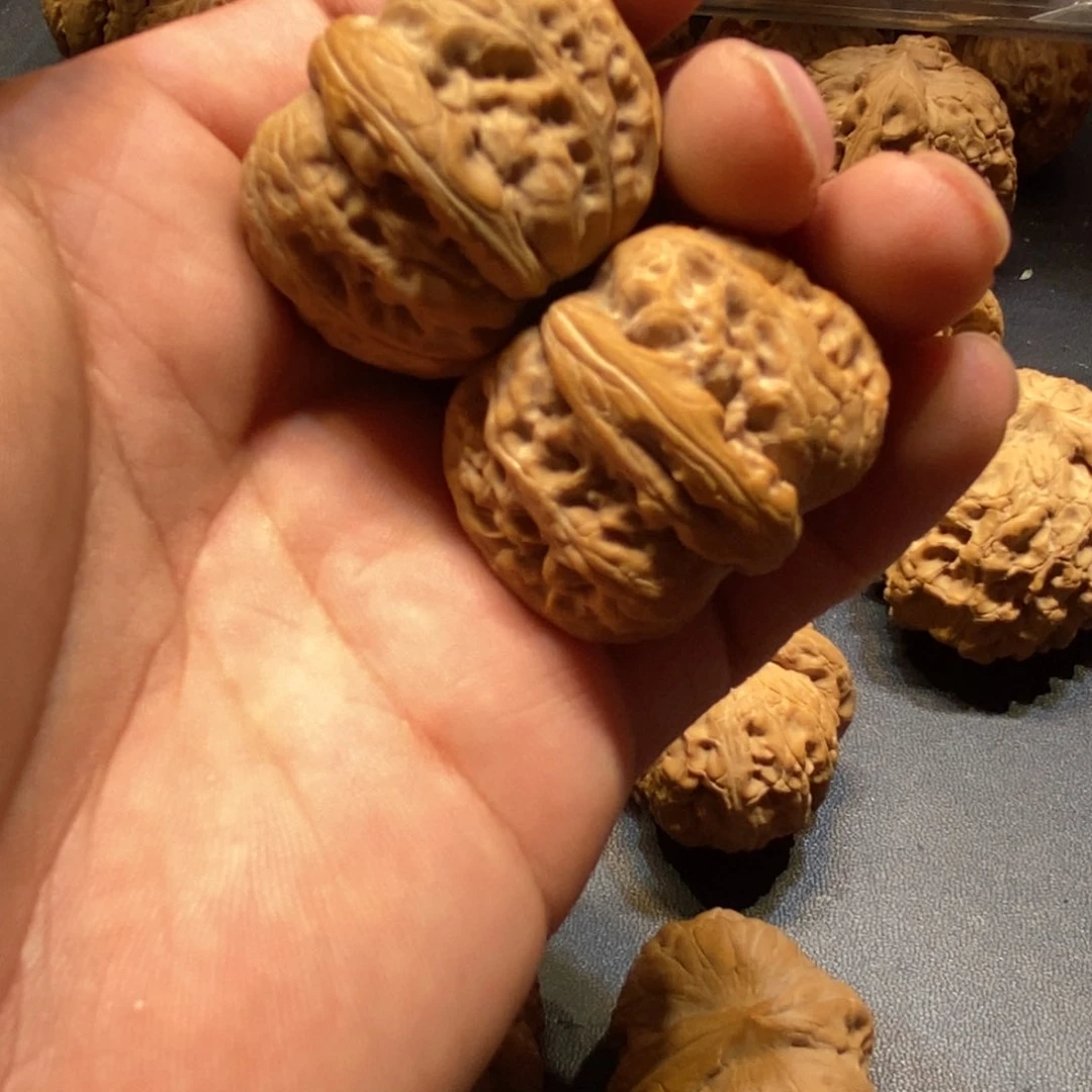 文玩核桃把件_**9元宝88