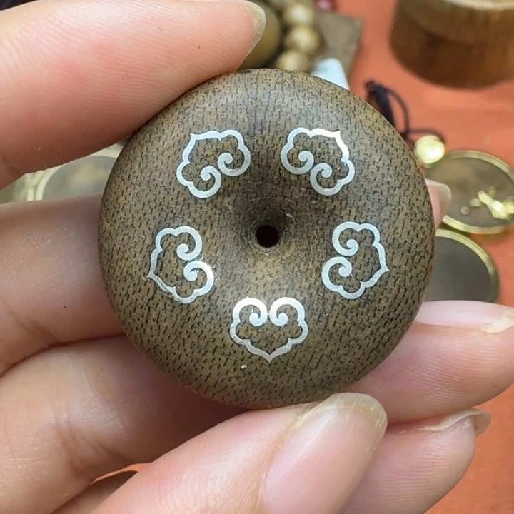 大叶紫檀（黑酸枝木类）