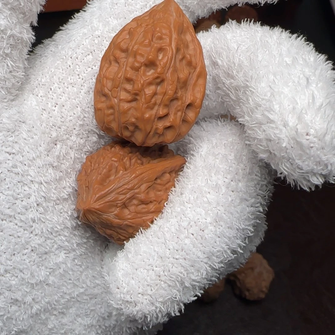 吊坠文玩核桃野生鸡心