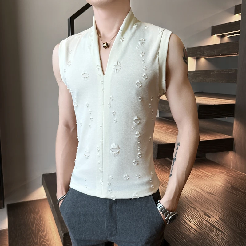 男士设计感破洞V领背心夏季新款潮流痞帅个性休闲薄款无袖坎肩T恤