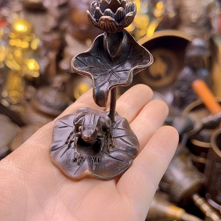 铜2233545667899856788887