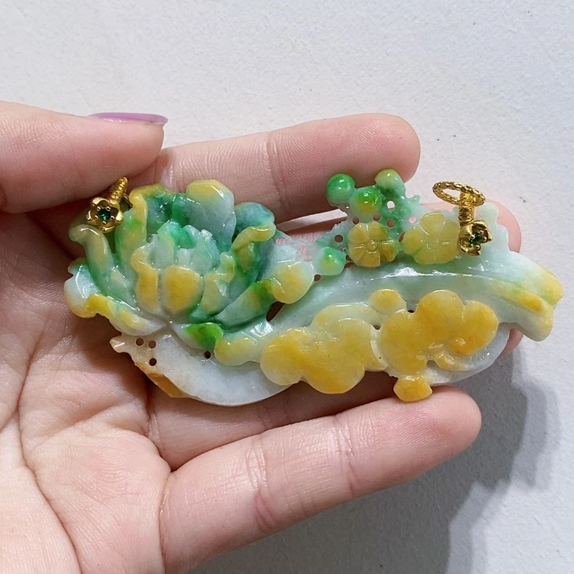 【闪购商品】翡翠未镶嵌颈饰