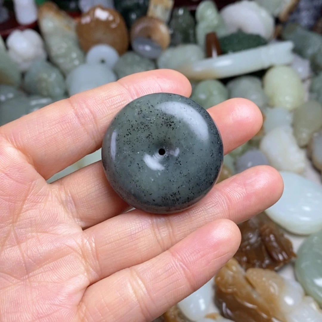 【闪购商品】未镶嵌和田玉挂件梦***、