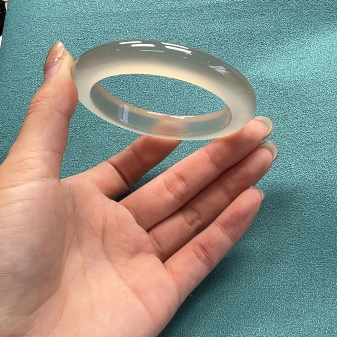 手镯玛瑙/玉髓未镶嵌