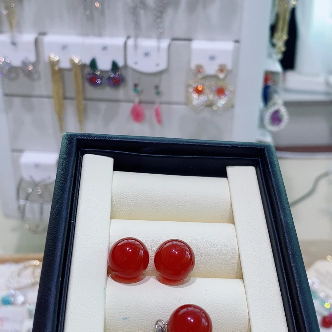 查罗石合金珠宝半成品