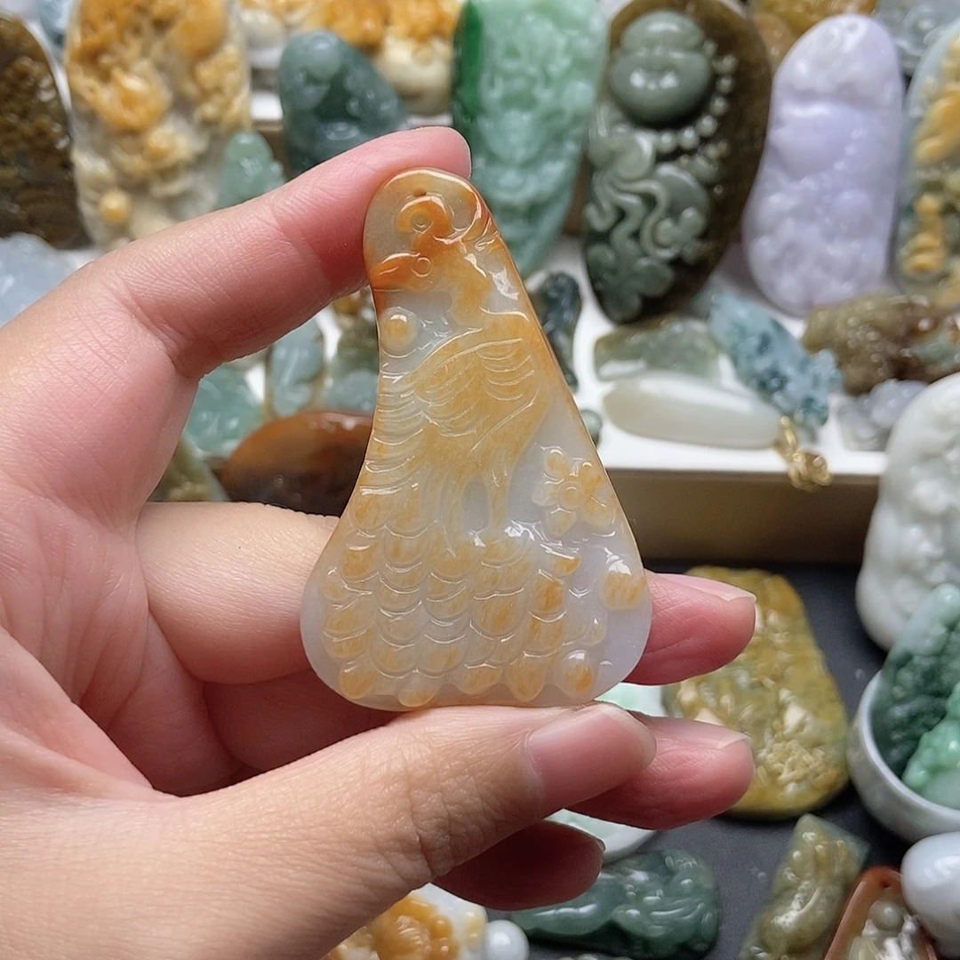 翡翠未镶嵌颈饰翡翠