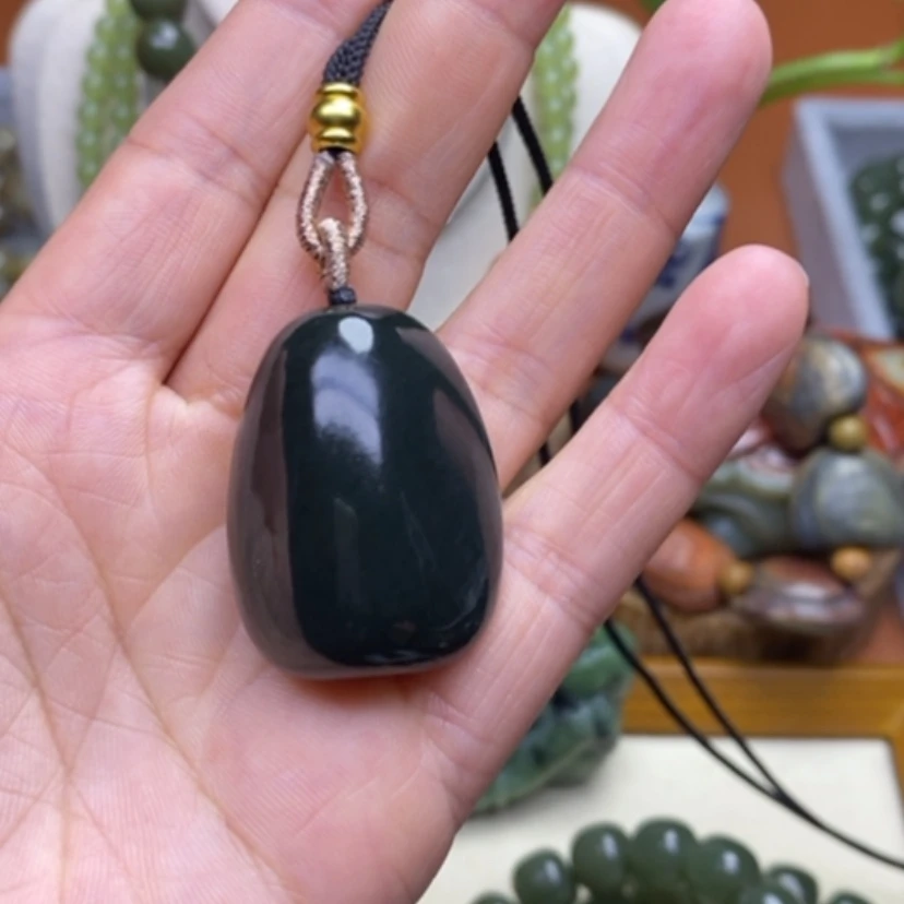 【闪购商品】未镶嵌岫岩河磨玉（透闪石质玉）挂件朋*