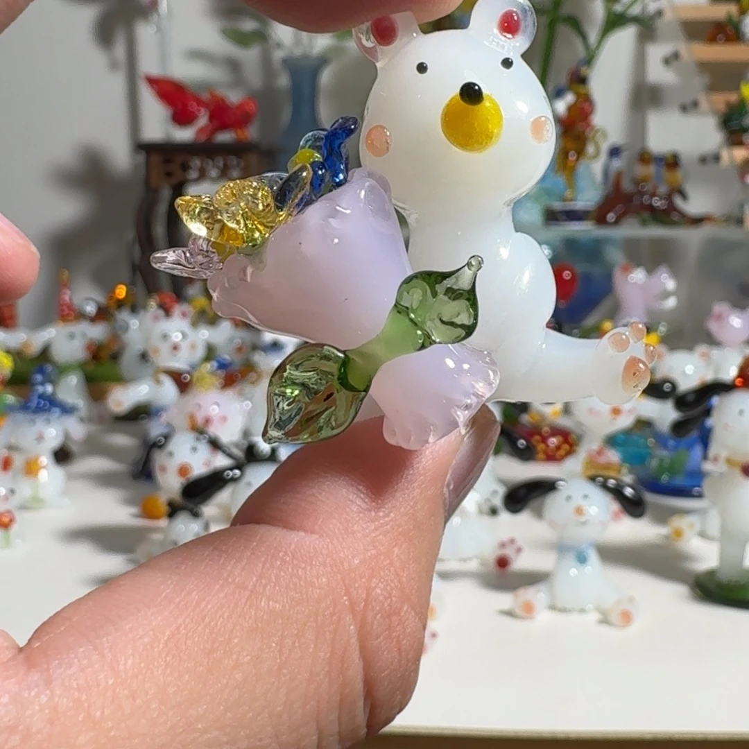 z***l手工艺品琉璃捧花熊