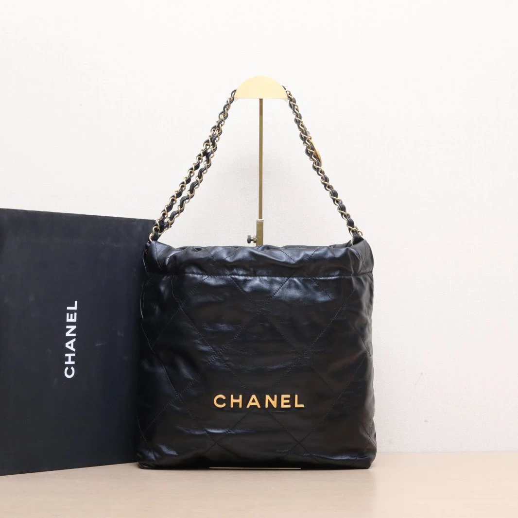95新 Chanel/香奈儿 花花活动 22Bag 小号 黑色 芯片