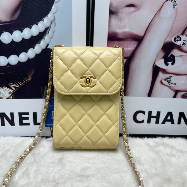 99新 Chanel/香奈儿 小鸡黄 金球手机包