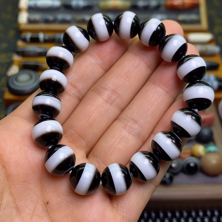 玛瑙/玉髓未镶嵌珠宝奇石开****人